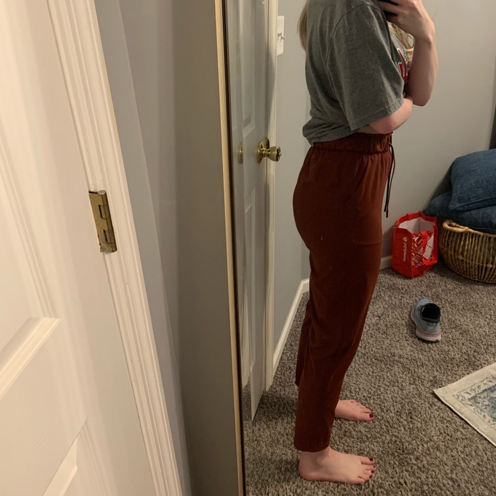 Sold - Lululemon keep moving pant